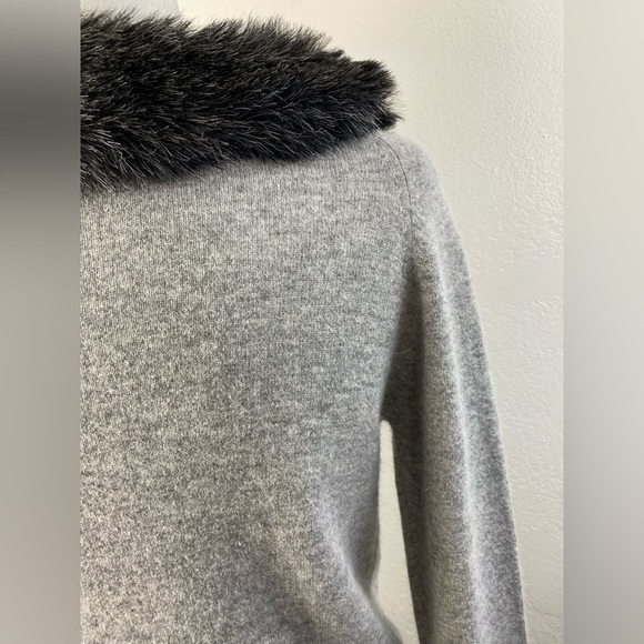 Garnet Hill Lambswool Angora Rabbit Hair Sweater Gray Women’s Medium - Picture 10 of 13